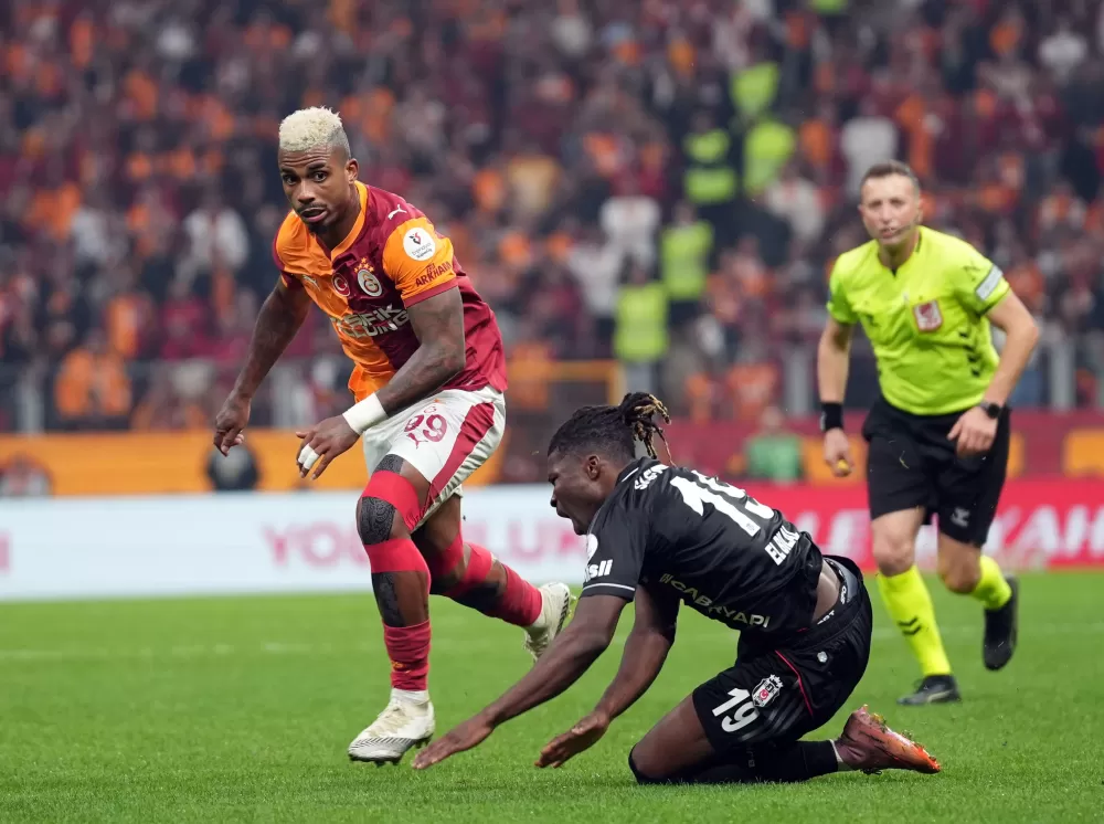 Galatasaray, Beşiktaş derbisiyle resmi müsabakalardaki sahasındaki yenilmezliğini 29 maça çıkardı.