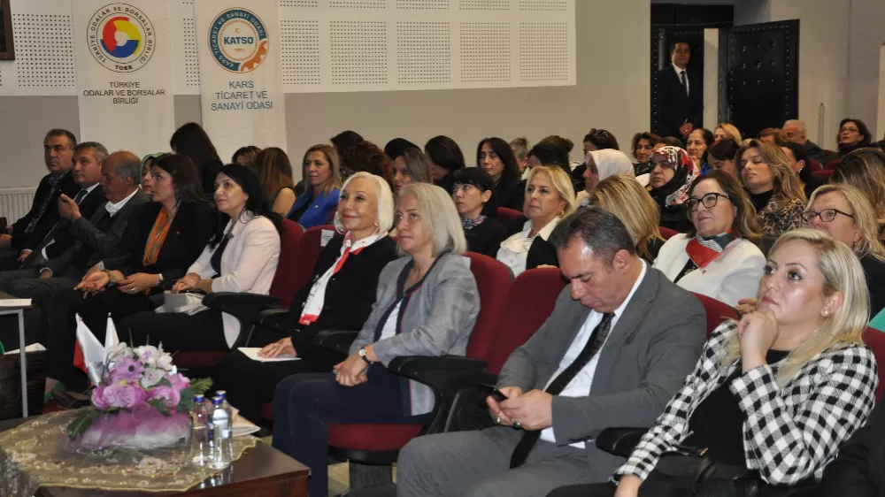 "Kadın üretendir, koruyandır, fırsat verilirse eğer dünyayı kurtaracak olandır, barışı getirecek olandır, onun için kadın varsa yarın vardır"