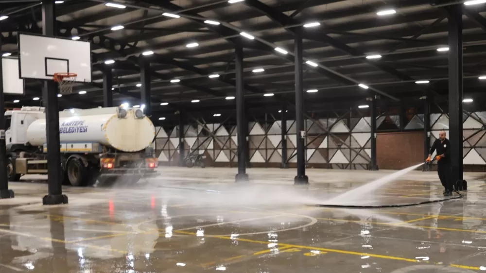 Kartepe’de her pazar sonrası hijyen seferberliği