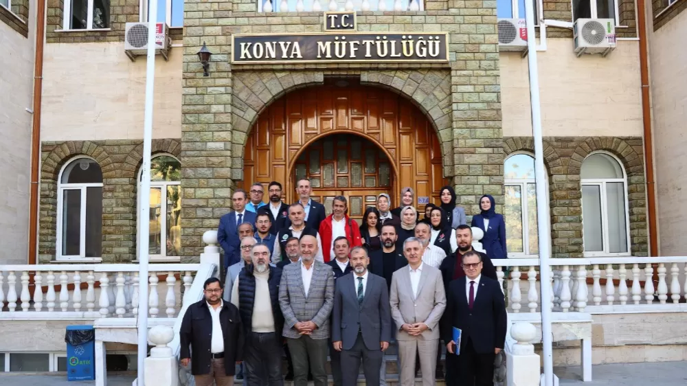 Konya Müftüsü  Öge Konya'da "Yuvalar Kuruyoruz projesini "Tanıttı