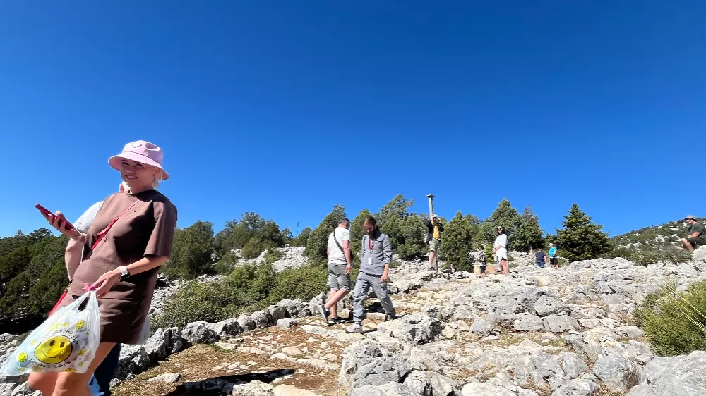 Litvanyalı turistler tarihi köye hayran kaldı