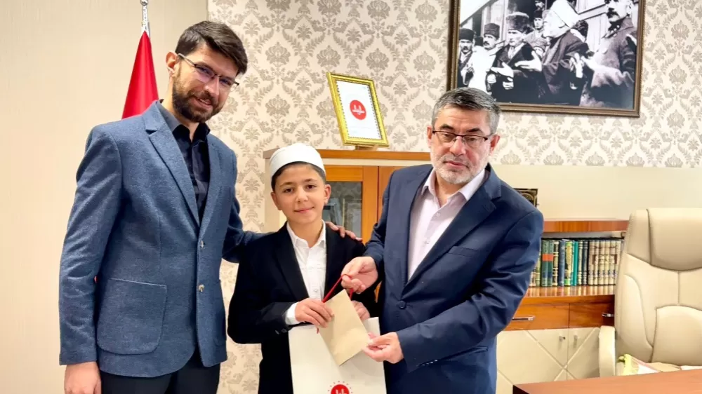 Van'da hafızlıkta bir ilk: 90 günde hafız oldu