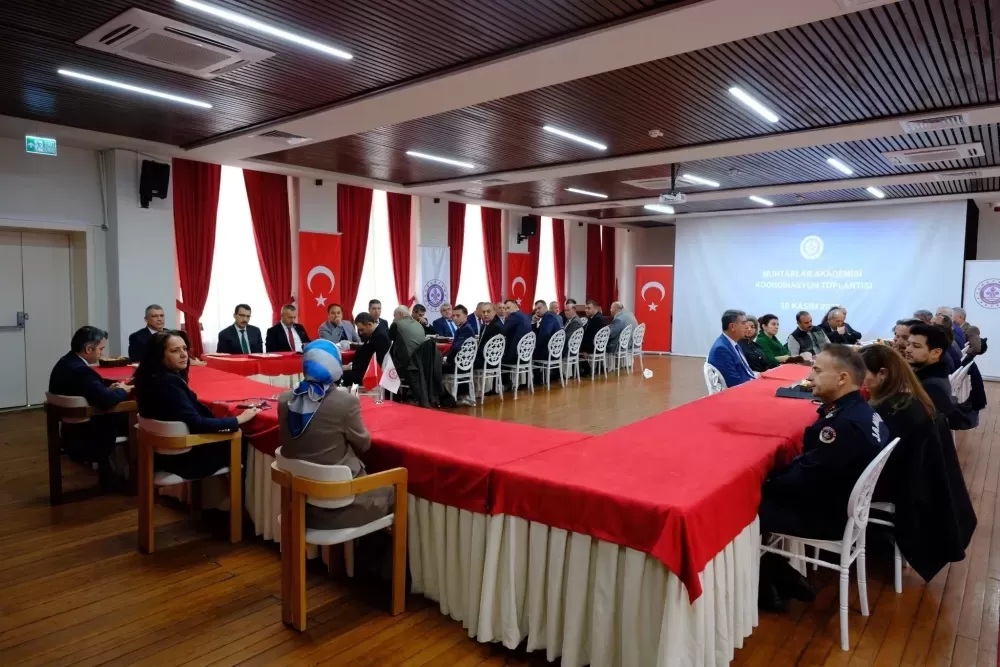 Burdur Valiliği Muhtarlar Akademisi Koordinasyon toplantısı düzenledi