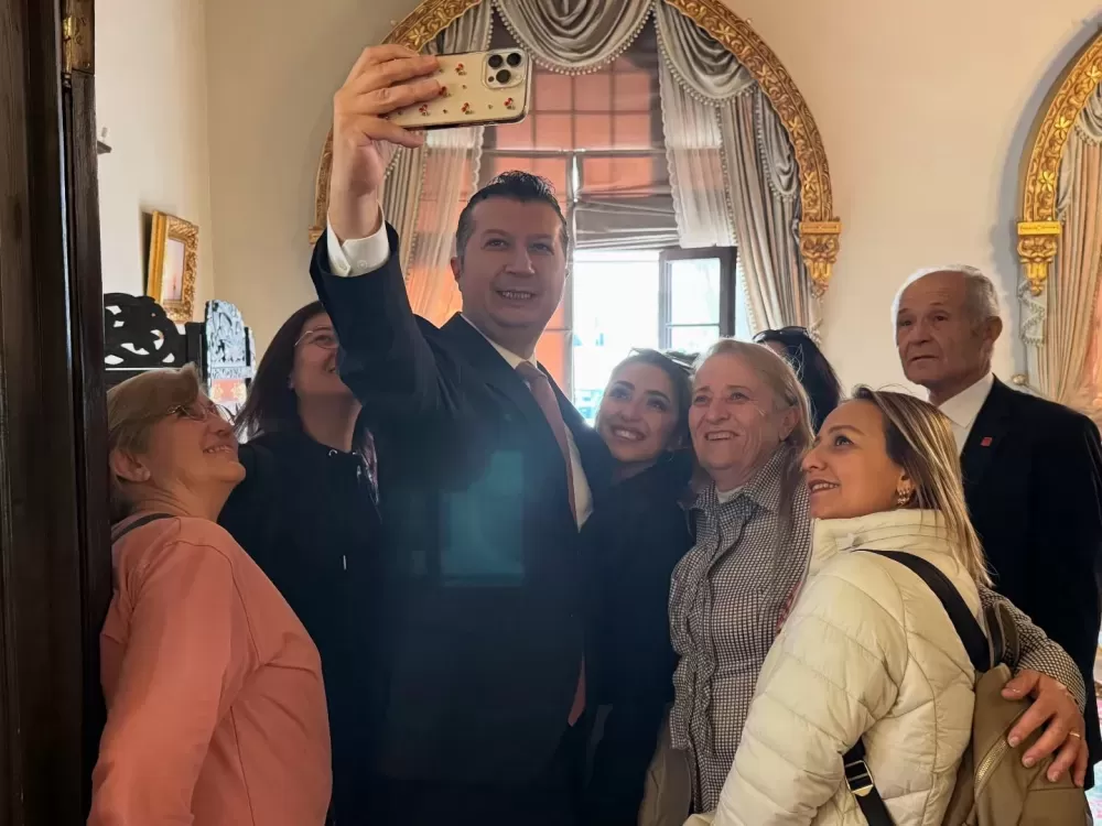 Milletvekili Akbulut hemşehrileriyle birlikte 1. ve 2. Meclisi ziyaret etti