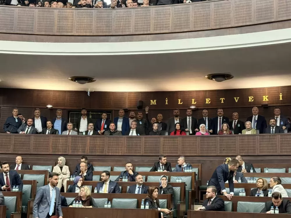 AK Parti Burdur'dan Ankara çıkarması Grup toplantısına geniş katılım
