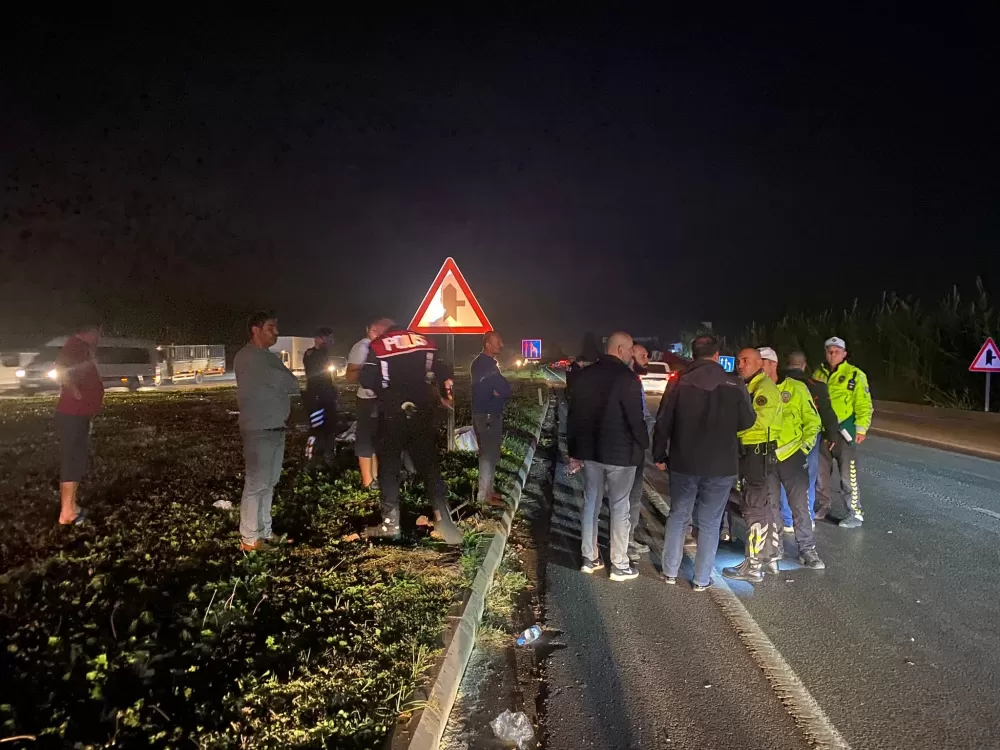 Antalya’da feci kaza otomobil iki öğrenciye çarptı 1 ölü, 1 yaralı