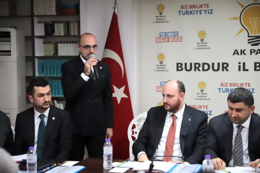 AK Parti Genel Başkan Yardımcısı Ahmet Büyükgümüş Burdur'da teşkilatla buluştu