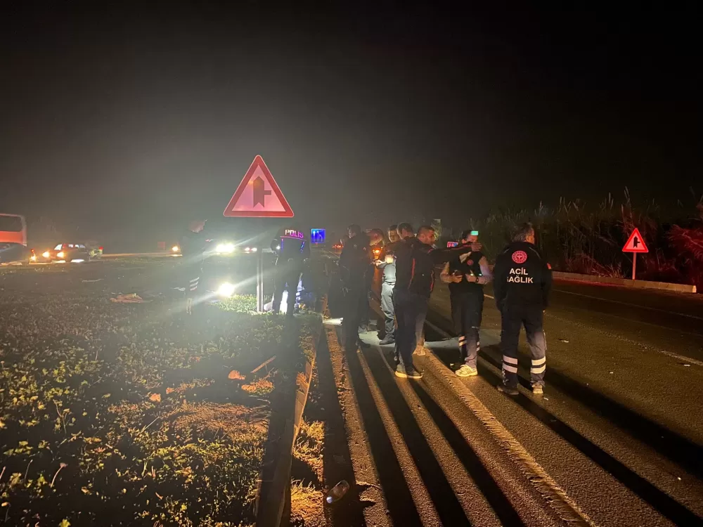 Antalya’da feci kaza otomobil iki öğrenciye çarptı 1 ölü, 1 yaralı