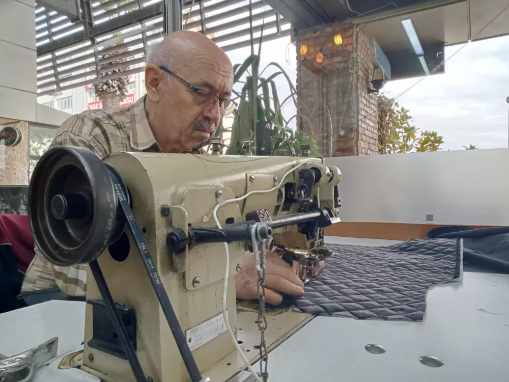 36 yıllık deri ustasının çağrısı: "Çırak yetişmiyor, meslek unutuluyor"