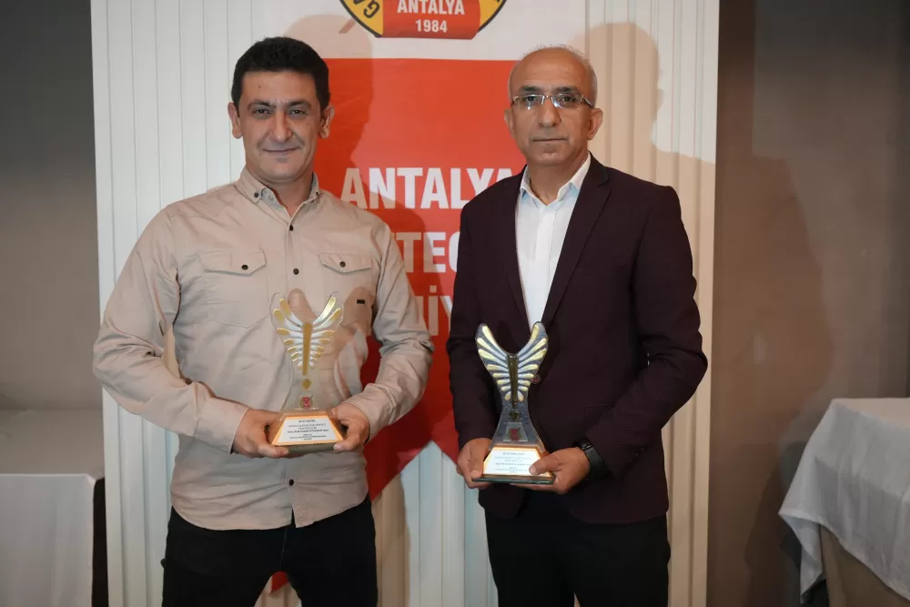 Antalya Gazeteciler Cemiyeti'nin (AGC) 2024 Yılın Gazetecileri Ödülleri sahiplerini buldu