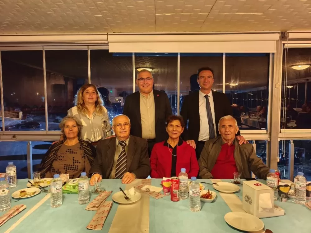 Başkan Okan Kurd, emekli öğretmenleri unutmadı! Anlamlı günde anlamlı buluşma