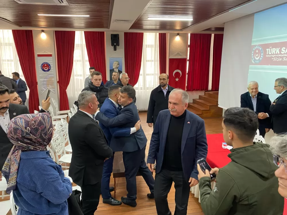 Türk Sağlık-Sen Burdur'da yeni dönem! MHP Burdur kongreye katıldı