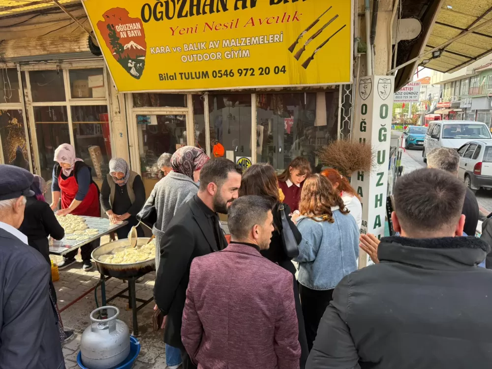 CHP Bucak'tan Atatürk için hatim ve pişi etkinliği