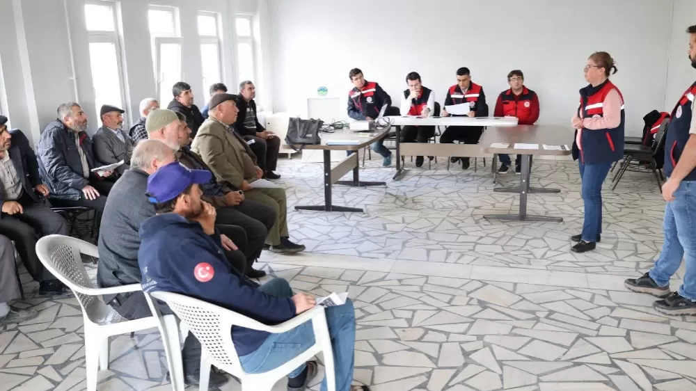 Afyonkarahisar'da çiftçilere yönelik toplantı