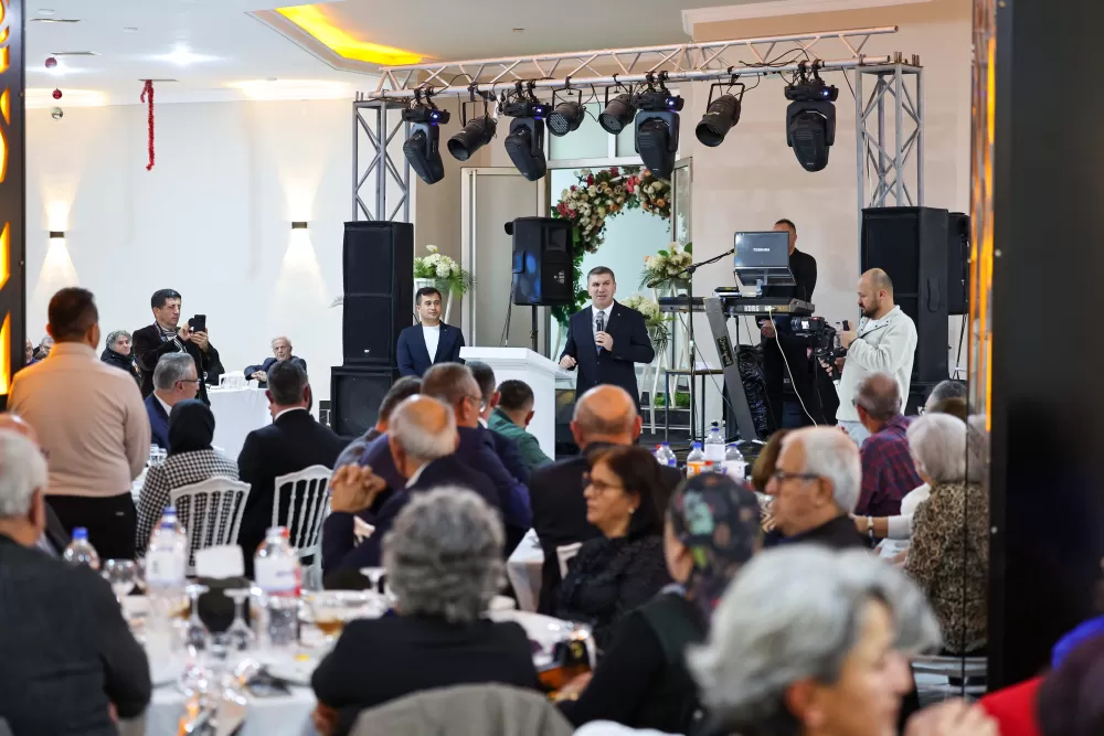 Başkan Ercengiz’den Emekli öğretmenlere yemek