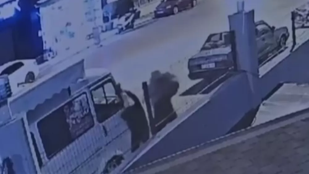 Alanya'da sokakta kadına saldırıda bulunan şahıs yakalandı