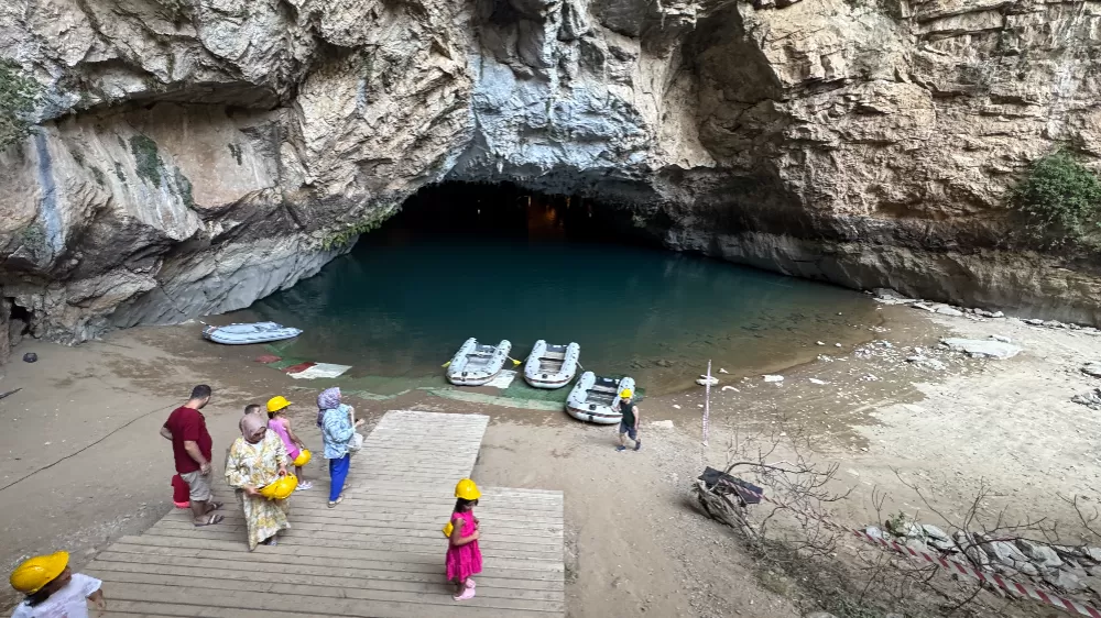 Antalya'daki Altınbeşik Mağarası tadilat nedeniyle ziyarete kapatıldı