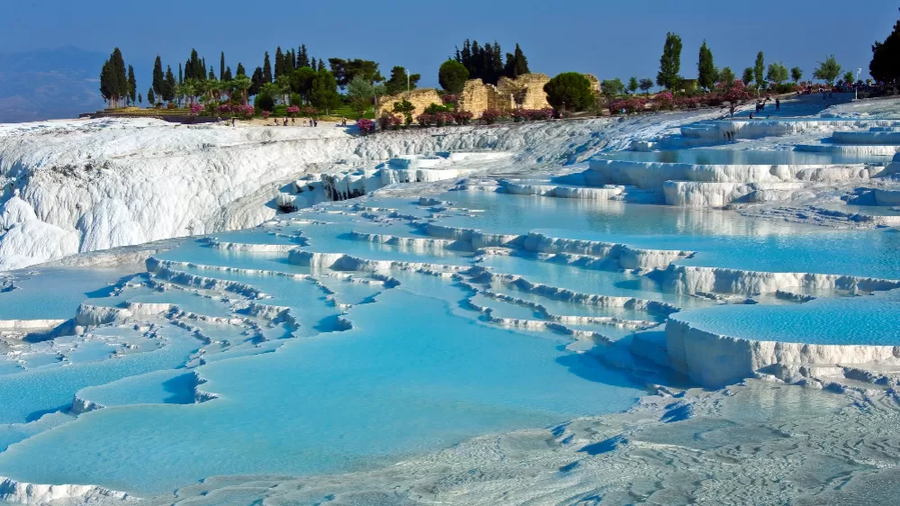   Avrupalı turistlerin dönüşüyle 2026 Pamukkale ve Karahayıt için yıldız yıl olacak