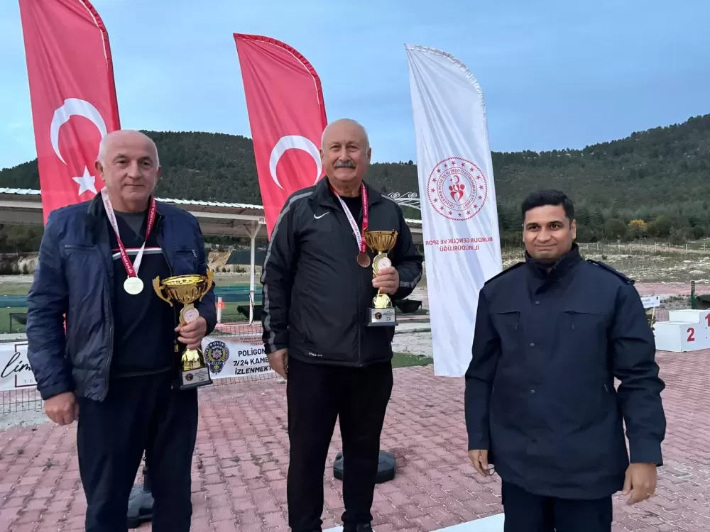 Bucak'ta trap atıcıları kupa için yarıştı