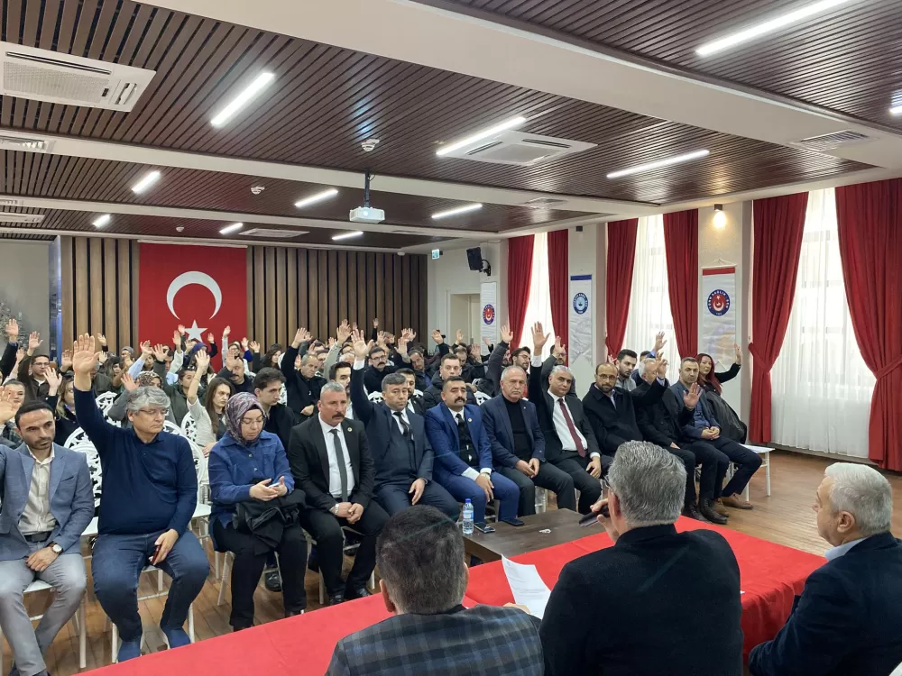 Türk Sağlık-Sen Burdur'da yeni dönem! MHP Burdur kongreye katıldı