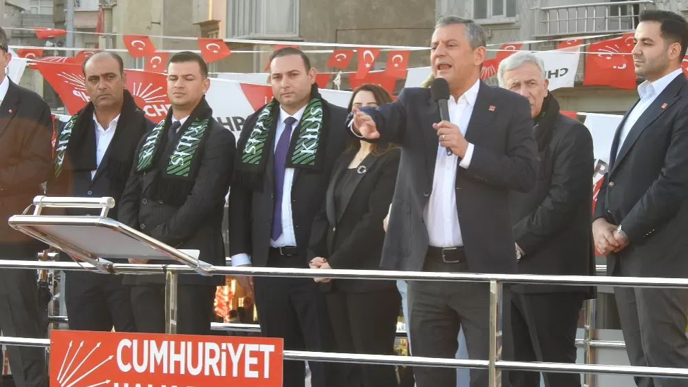 Kilis'te Konuşan CHP Genel Başkanı Özel: "İktidarı değiştireceğiz, vizesiz Avrupa getireceğiz"