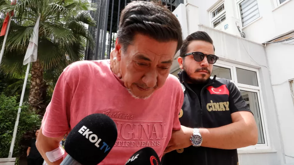 Küçük kızın "Ağabeyim cennette" sözleri salonda gözyaşlarına neden oldu