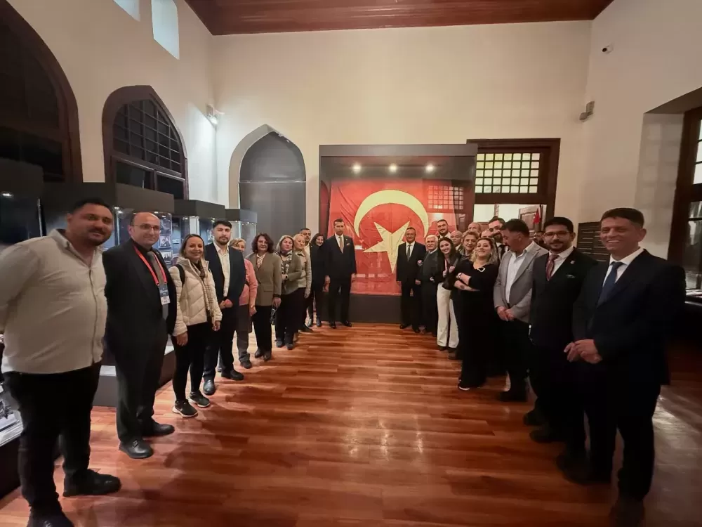 Milletvekili Akbulut hemşehrileriyle birlikte 1. ve 2. Meclisi ziyaret etti