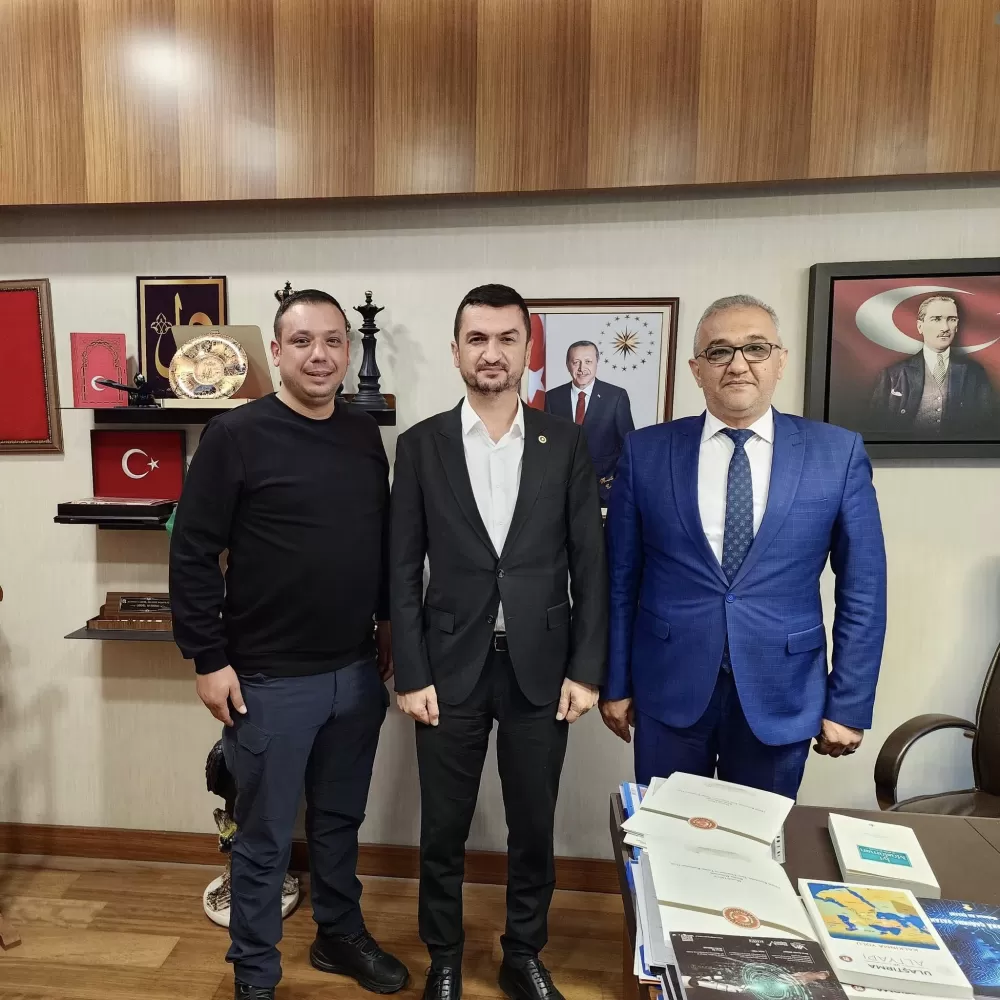 Burdur Milletvekili Mustafa Oğuz, TBMM’de hemşehrilerini ağırladı