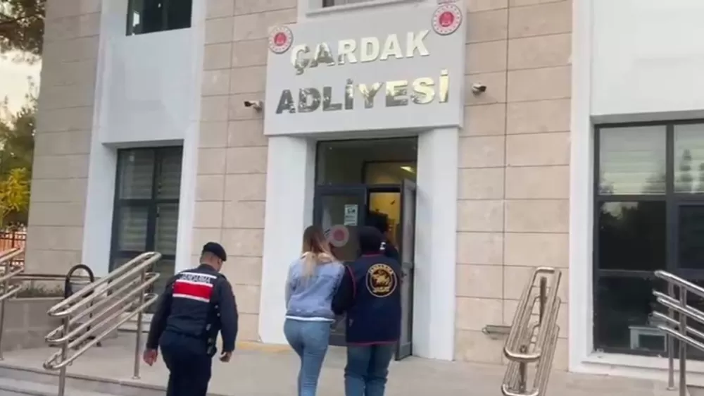 Sabıkalı sevgili, kadın gardiyana yapay zekayla oluşturduğu görüntüyle şantaj yaptı