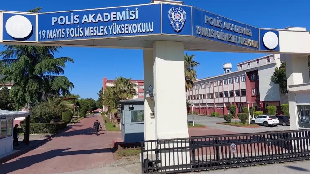 Samsun Polis okulunda acı olay 20 yaşındaki Antalyalı öğrenci 5. kattan Düştü 