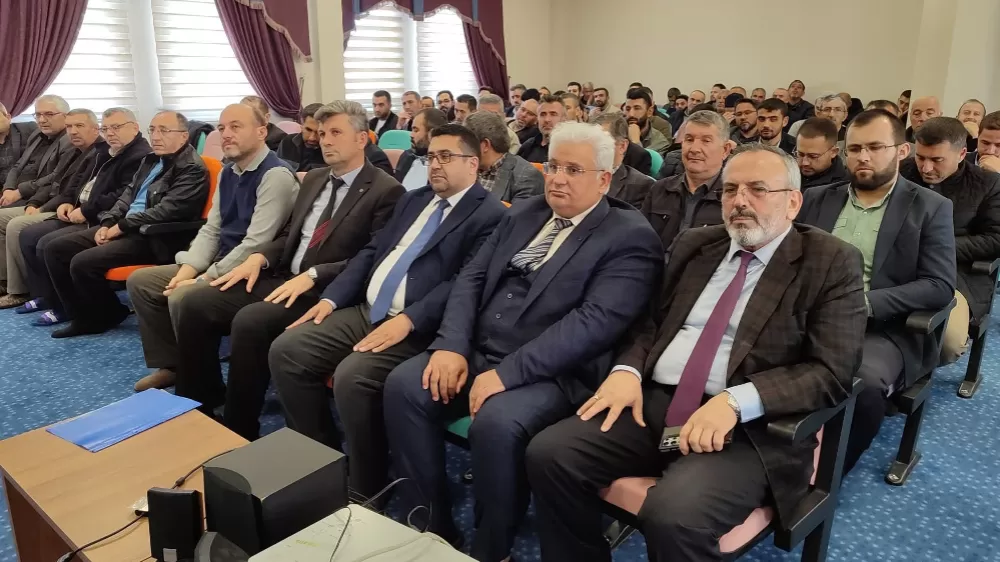 Şuhut'ta din görevlilerine yönelik eğitim toplantısı