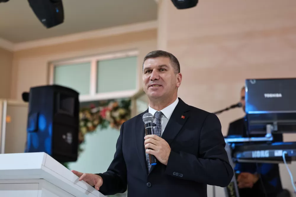 Başkan Ercengiz’den Emekli öğretmenlere yemek