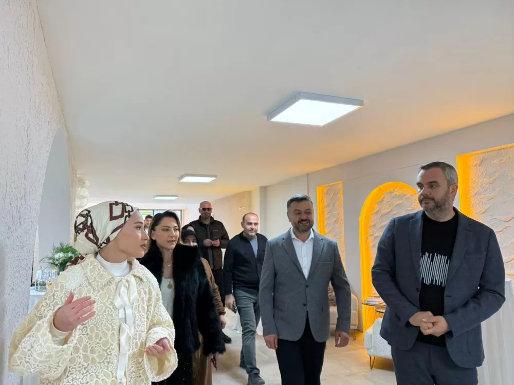 Sinem Ecem Beauty Bar yeni yerinde hizmete başladı! Açılışa özel fiyatları kaçırmayın