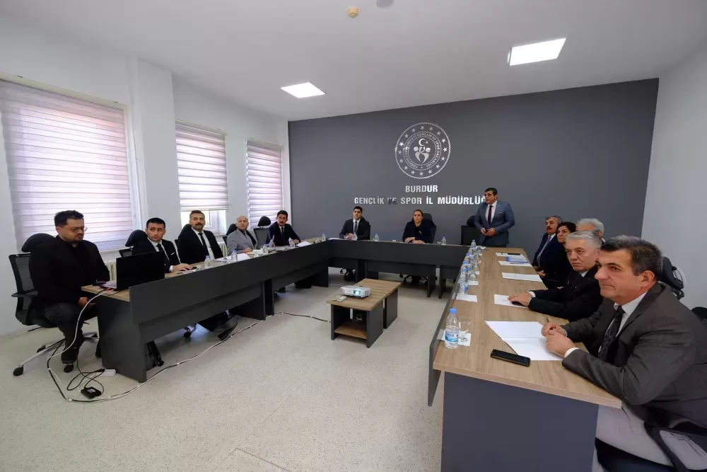 Burdur Valisi genlik hizmetleri ve KYK yurduna ziyaret