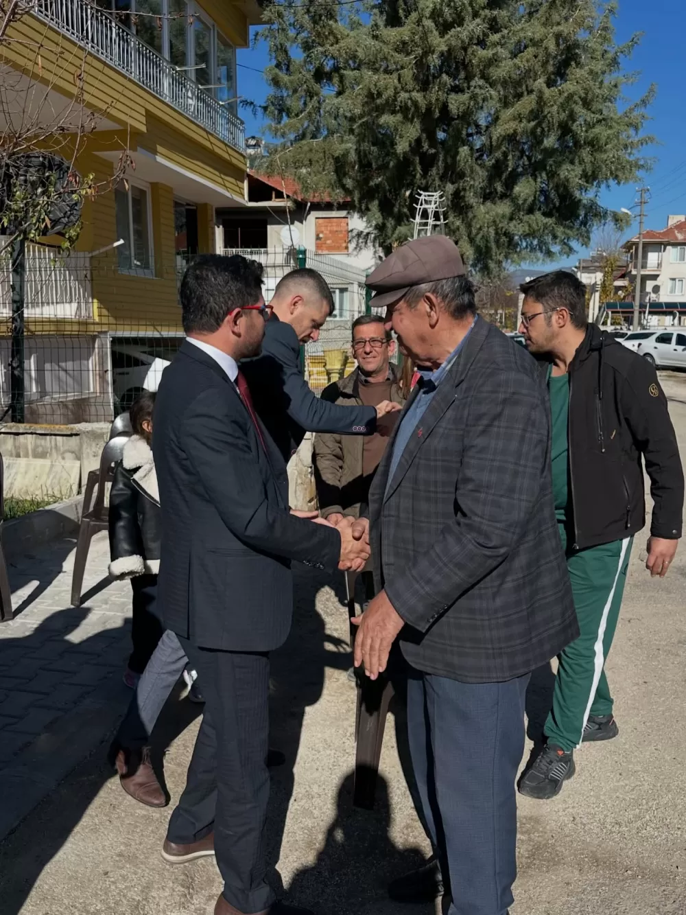 CHP Bucak İlçe Başkanlığı’ndan Yalvaç ve Erbil ailelerine taziye ziyareti