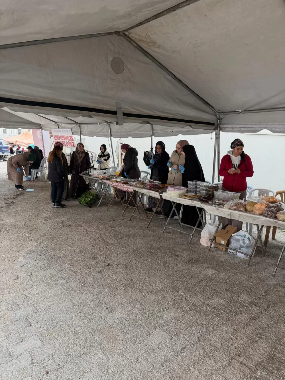 Karamanlı’da kermes düzenlendi Gelir Gazze ve ihtiyaç sahiplerine ulaştırılacak