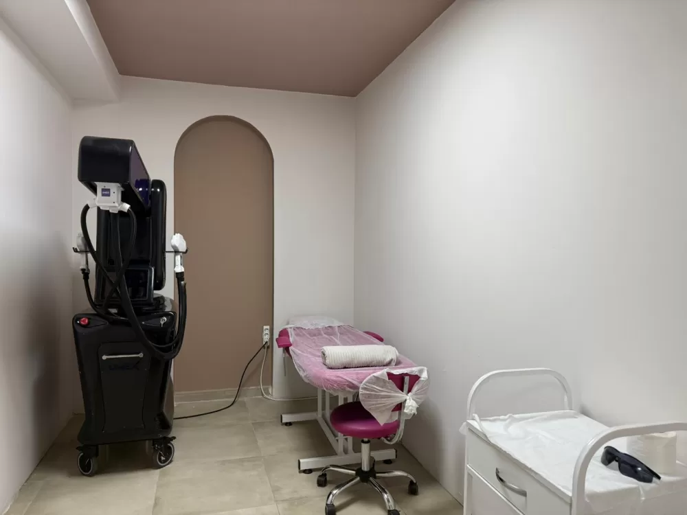 Sinem Ecem Beauty Bar yeni yerinde hizmete başladı! Açılışa özel fiyatları kaçırmayın