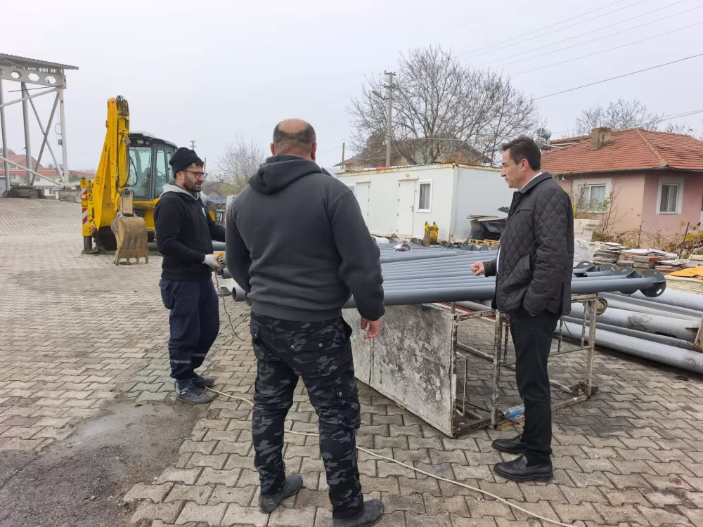 Başkan Kurd sahada çalışmaları inceledi! Personelle, esnaf ve vatandaşlarla buluştu