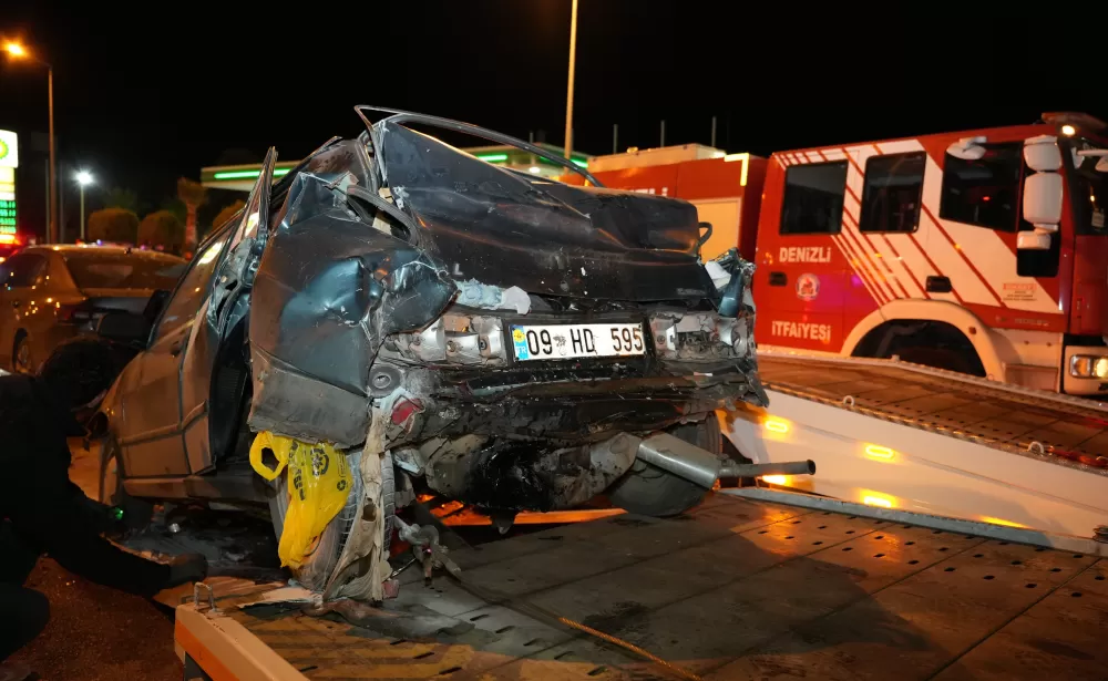 Denizli’de 5 aracın karıştığı zincirleme kaza çok sayıda kişi yaralandı