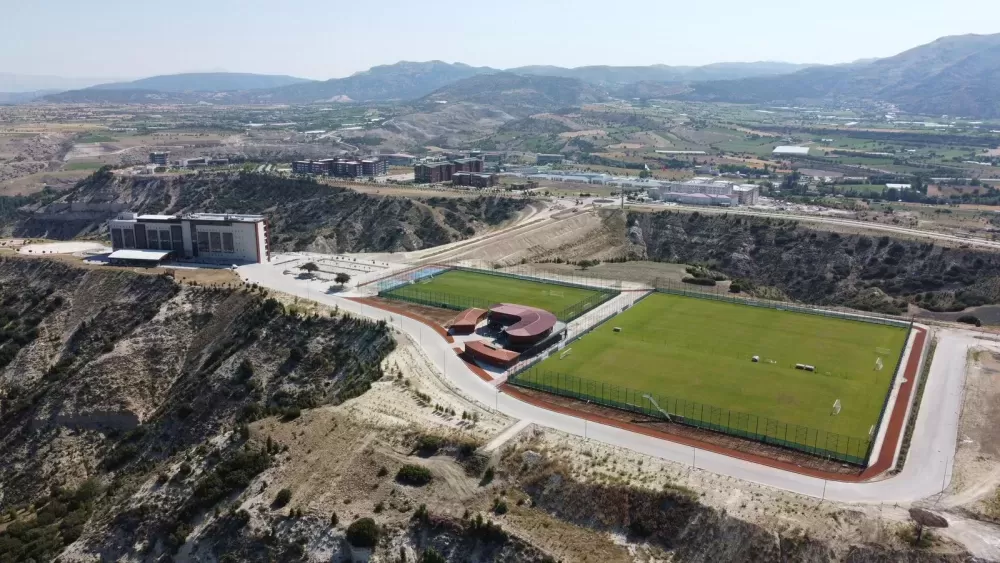 Burdur’da spor tesisleri bir bir hayata geçiyor