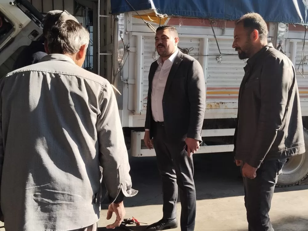 Başkan Mustafa Gün Bucak'ta! Esnafları ziyaret ettiler