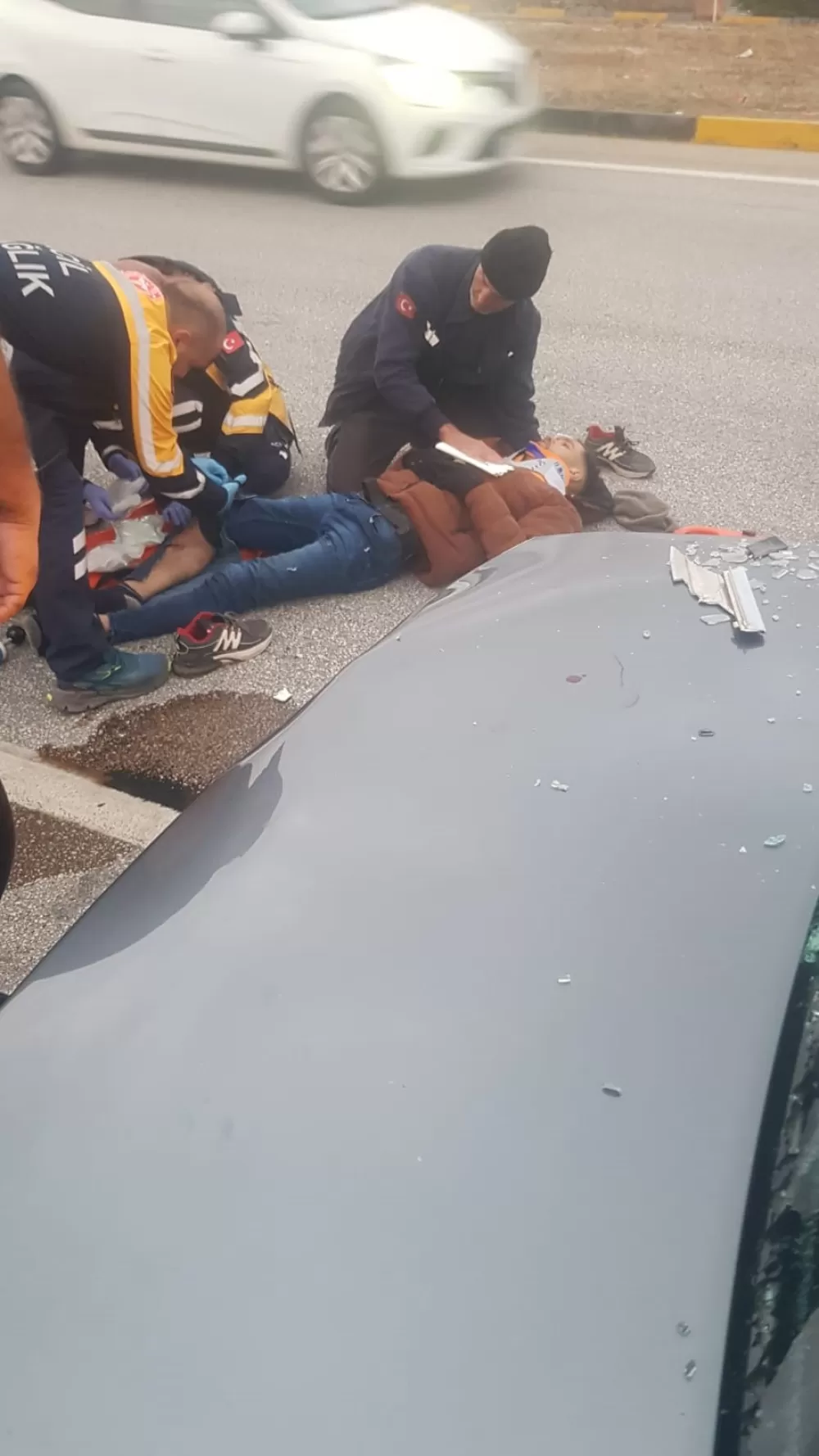 Burdur - Antalya kara yolunda otomobil ile motosiklet çarpıştı 1 yaralı