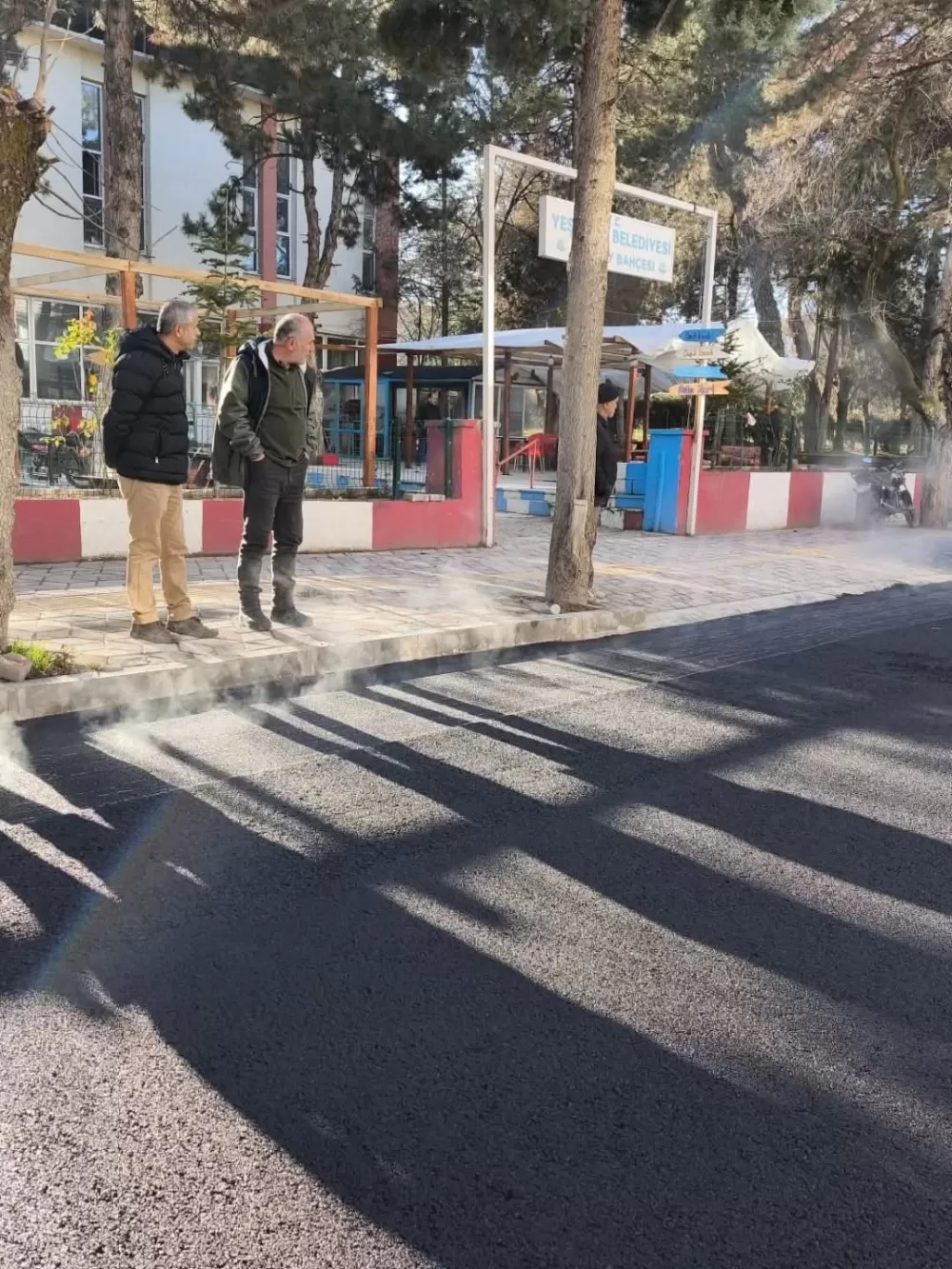 Yeşilova’da Hükümet Caddesi sıcak asfalta kavuşuyor