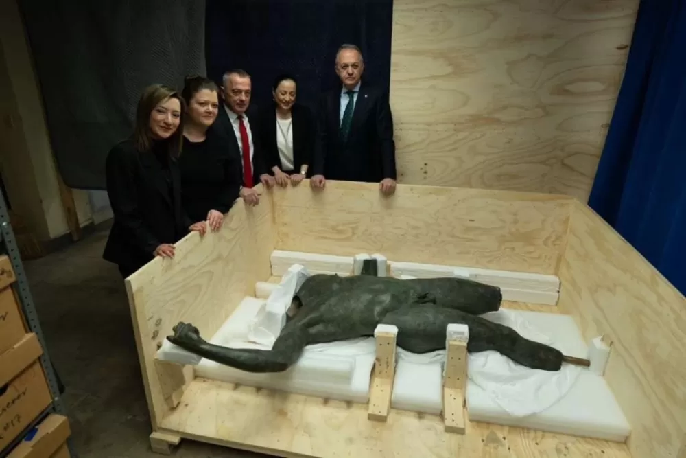 Burdur'dan kaçırılmıştı! Boubon’un kayıp imparatoru Türkiye’ye dönüyor