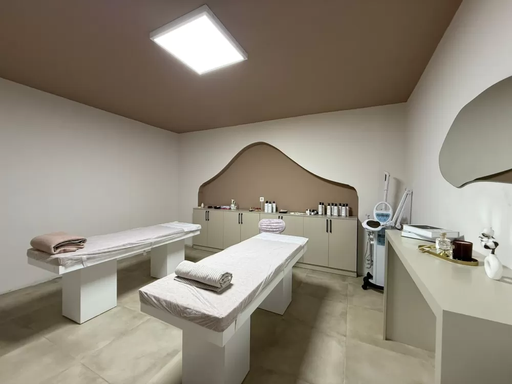 Sinem Ecem Beauty Bar yeni yerinde hizmete başladı! Açılışa özel fiyatları kaçırmayın