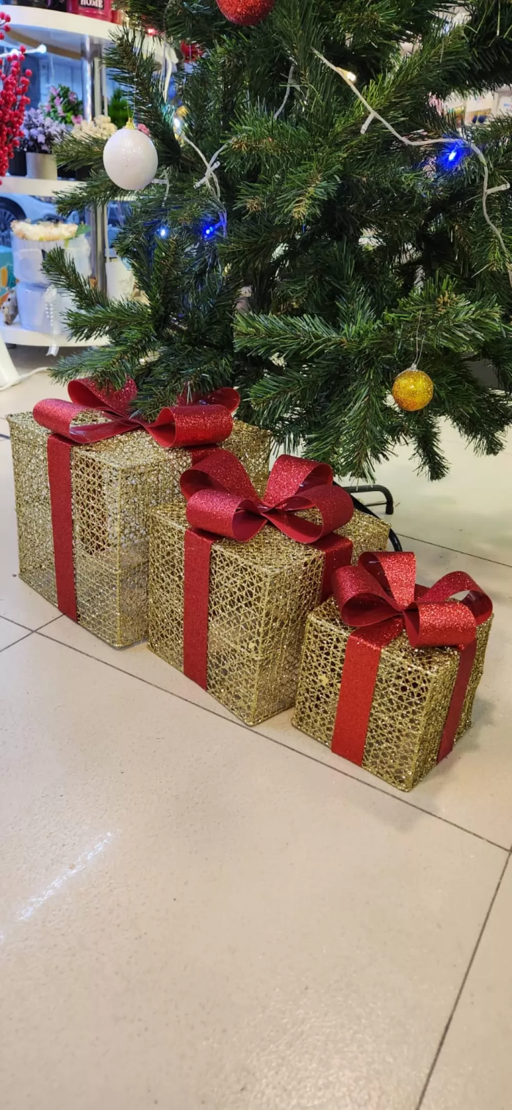 9 yıllık şıkır şıkır efsanesinde kampanya Hediyelik eşyalardan teknoloji köşesi ve bijuteriye yok yok