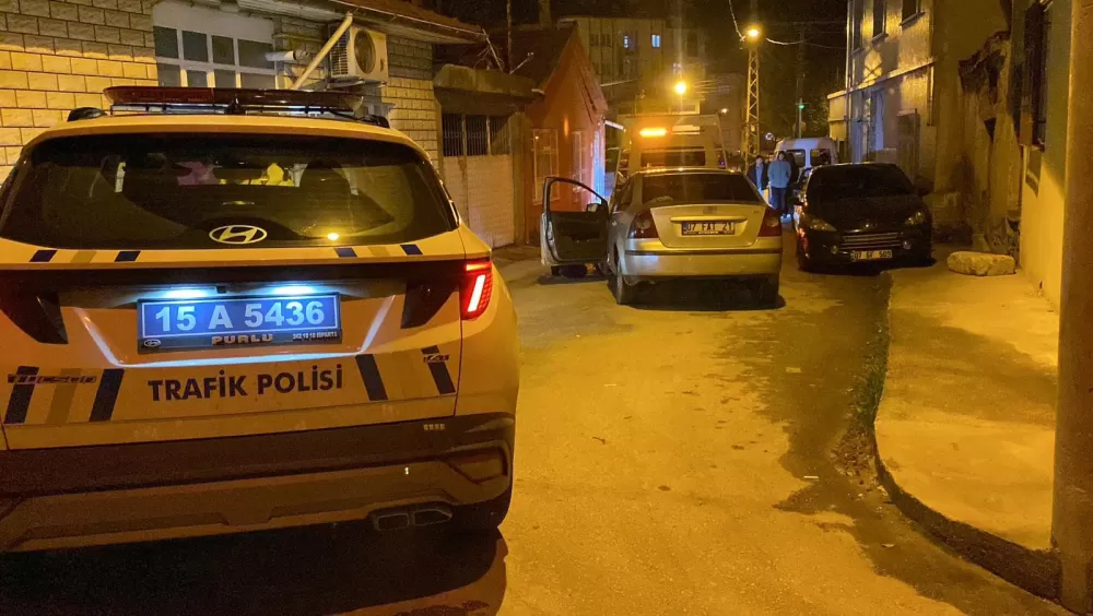 Burdur'da alkollü sürücü 2 araca çarparak kaçtı, yakalanınca c