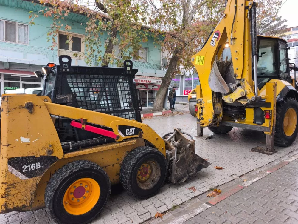 Yeşilova'nın işlek caddesinde çalışma başladı! En kısa sürede güzelleşecek