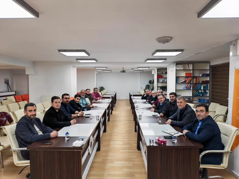 AK Parti Burdur’da haftalık yönetim toplantısı yapıldı
