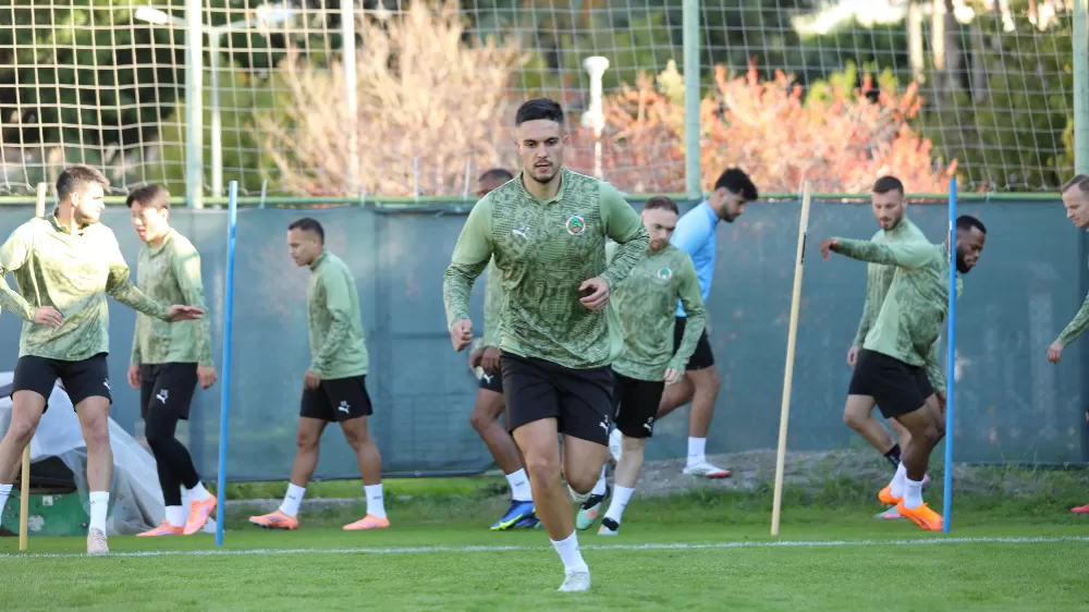 Alanyaspor, Kayserispor maçı hazırlıklarını tamamladı